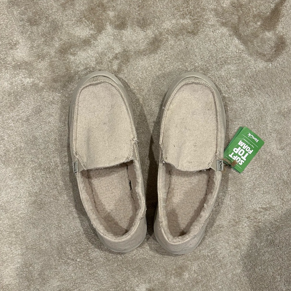 Sanuks
